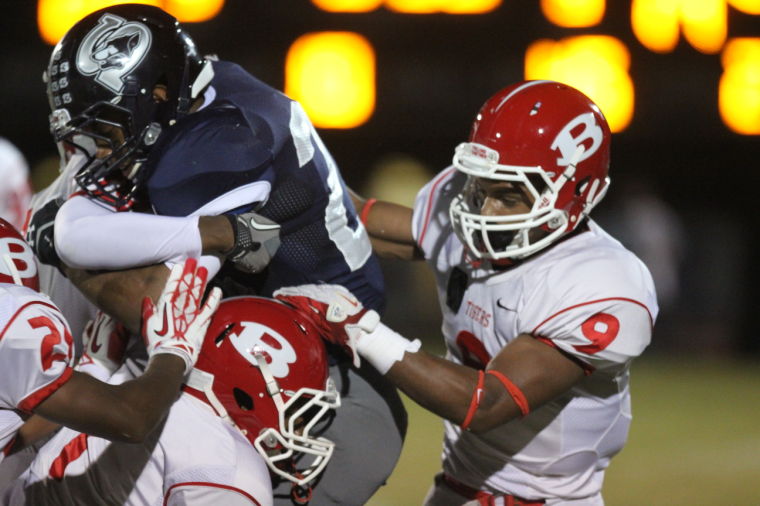 ShoemakerBeltonFootball103.JPG
